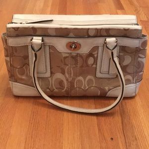 Coach Hampton Optic Tote in khaki